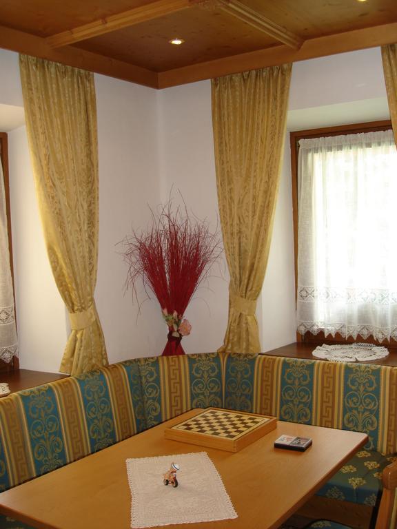 Albergo Garni Ajarnola Auronzo di Cadore Exterior foto